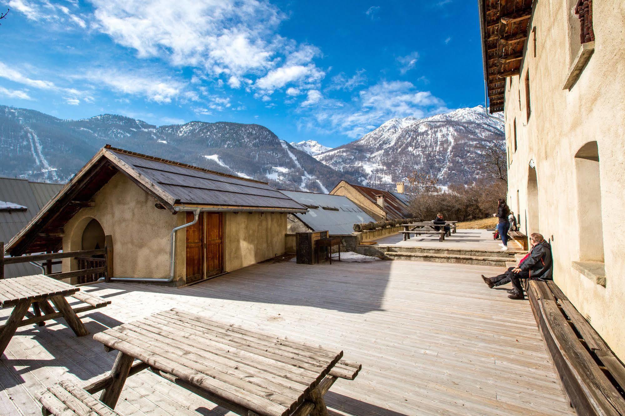 Langley Hotel La Vieille Ferme La Salle-les-Alpes Eksteriør billede